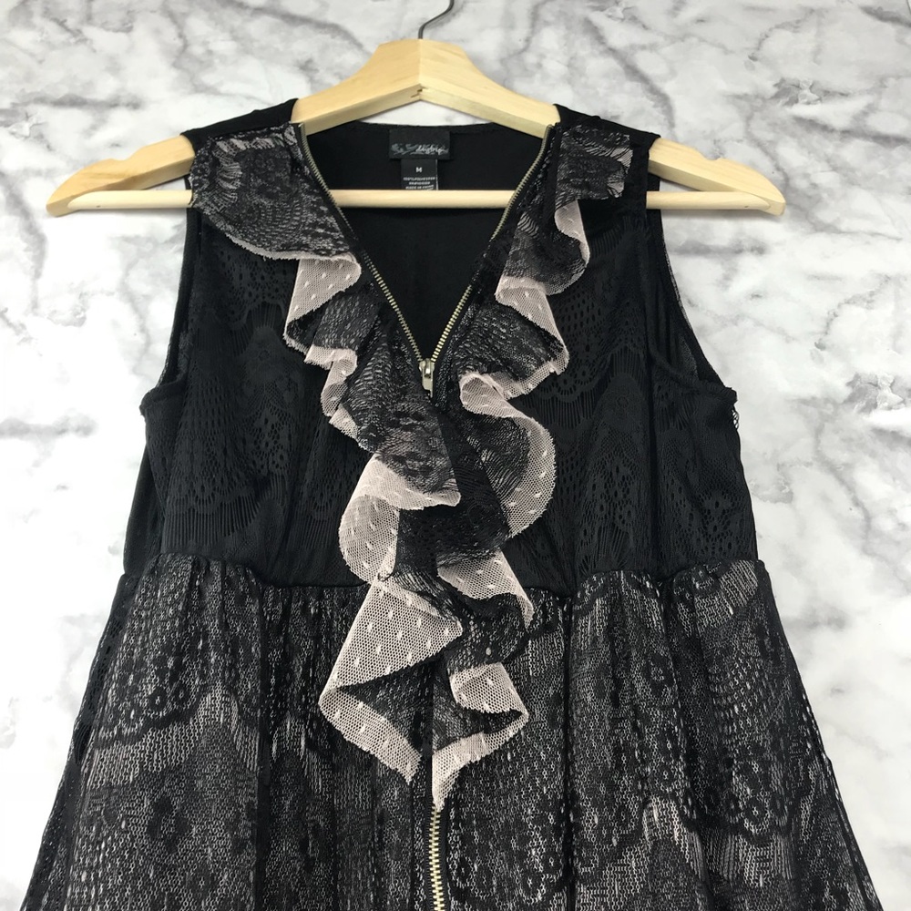 Daytrip Black Lace Ruffle Top Medium - Picture 3 of 8
